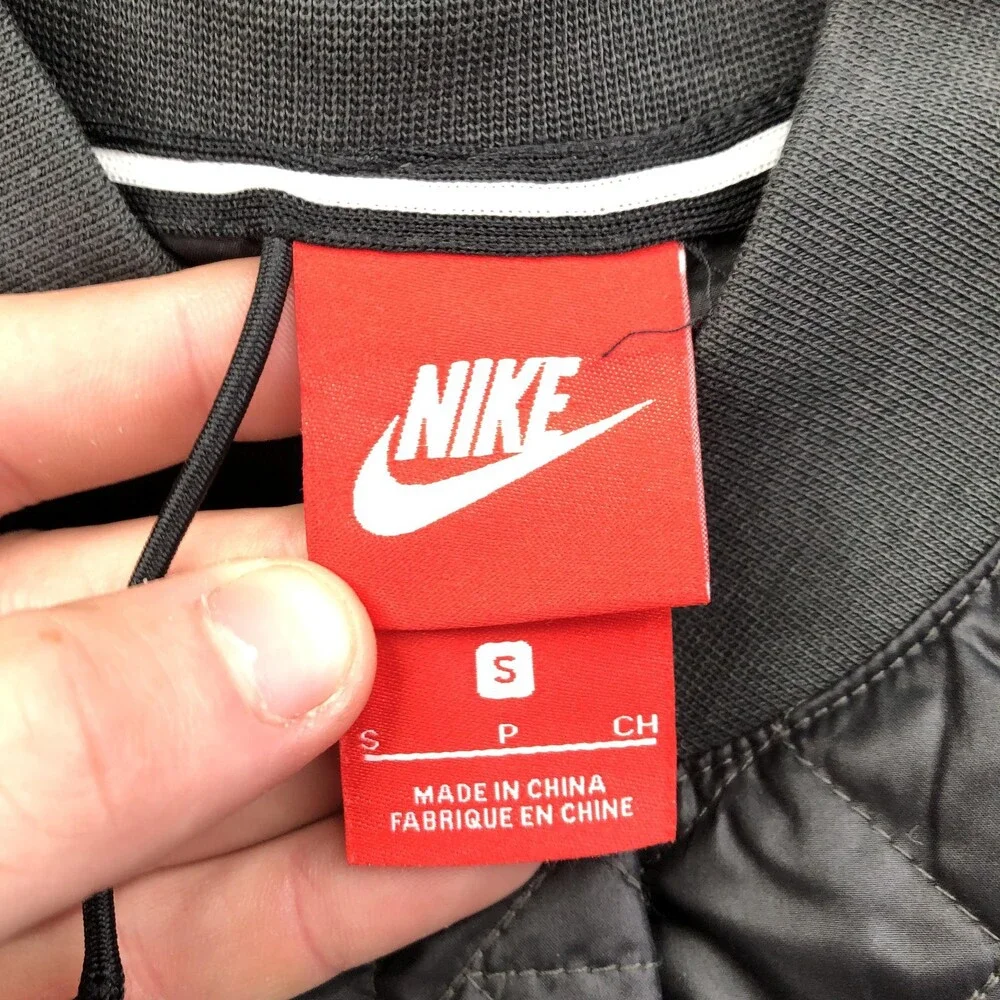 Nike Jacket Womens Small Black Quilted Full Zip Insulated Lined Casual Bomber